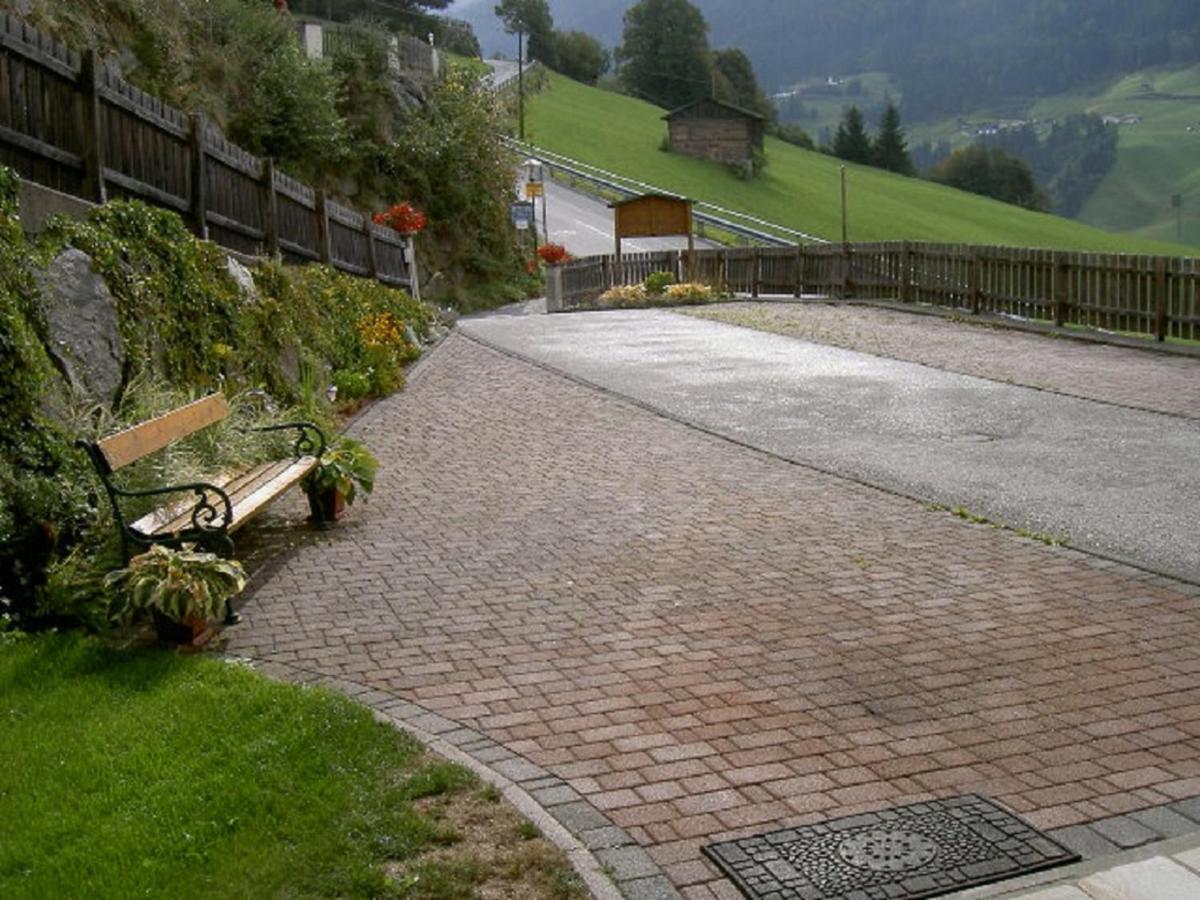 Landhaus Hoellwarth ツェル・アム・ツィラー エクステリア 写真